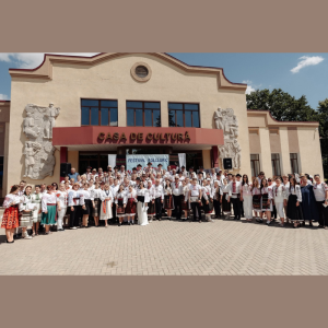 Festivalul portului popular, covorului moldovenesc și lucrărilor de artizanat ,,Lada cu Zestre” – 2026 !